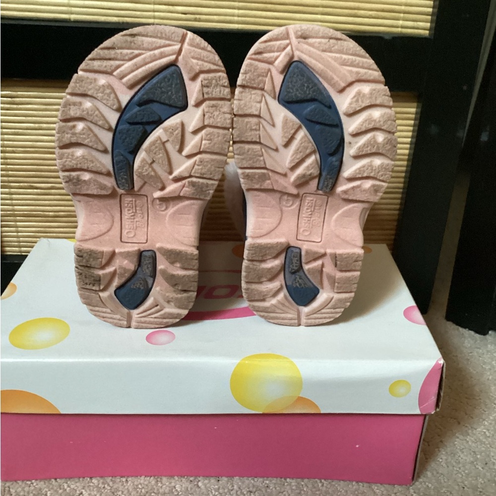 OshKosh B'gosh Winter Boots Sz 5 fur lined Velcro straps waterproof - Picture 9 of 11